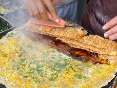 -正宗杂粮煎饼香软鸡蛋饼
