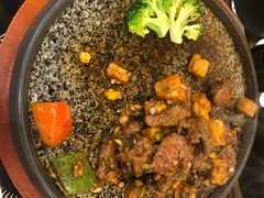 招牌雪花牛肉粒-玉兰苑一等茶餐厅