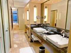 -中山利和希尔顿酒店