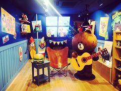 -LINE FRIENDS Garosu-gil Flagship Store