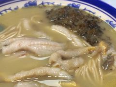 -明呈黄鱼面馆(斜土路店)