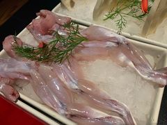 牛蛙-大隐·成都火锅Bistro(合生麒麟新天地店)