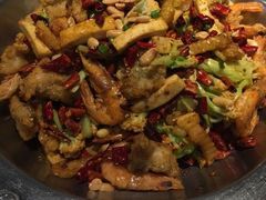 -小鱼小牛·鱼牛干锅·脆鱼火锅(世欧广场店)