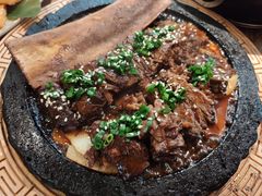 -蜜桃餐厅·伴山(湖滨商业街店)