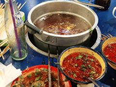 微辣锅底-马路边边串串香(大成路店)