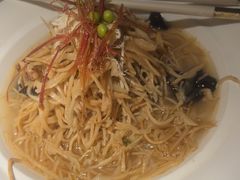 -吴越荣记苏州菜·松鼠桂鱼100%活鱼现做(斜塘老街店)