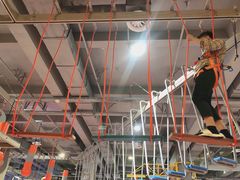 -嗨翻Hi-Fun竞技主题乐园·蹦床亲子生日轰趴(国光1937店)