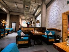 -苹果树下艺术餐厅(宋庄店)