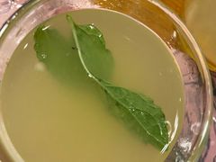 -绿茵阁西餐厅(中央广场店)