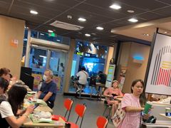-麦当劳(轻轨曹杨路店)