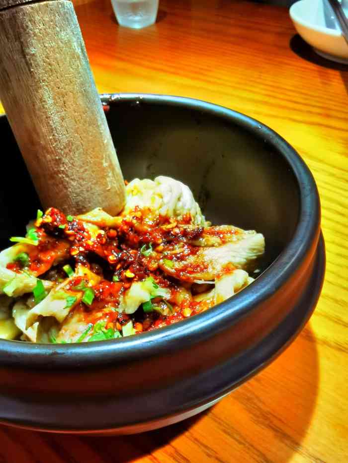 茄子恰恰·创意云南菜(蒙自南湖荟店)-"网红连锁店,连吃了两顿,关键是