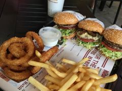 -The Habit Burger Grill 哈比特汉堡(爱琴海店)