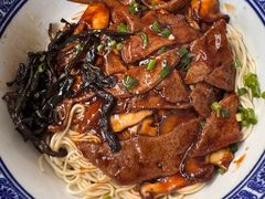 -沪西老弄堂面馆(定西路店)