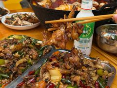 -鸿顺老铁锅美蛙鱼府(解放碑店)