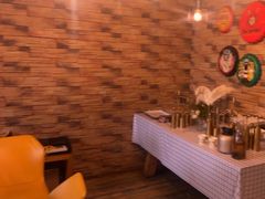 -玩坞轰趴馆·户外团建聚会主题生日派对馆(世豪广场店)