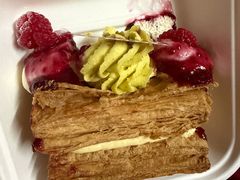 -HOT CRUSH趁热集合·现烤面包(上海环球港店)