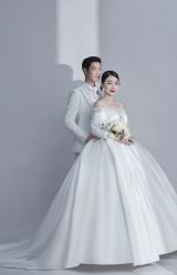 -巴黎时尚婚纱摄影(南汇店)