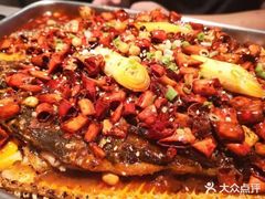 -鸣记脆皮烤鱼(岐山路店)