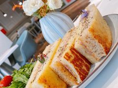 -潮一不贰·法式甜品·生日蛋糕·西式简餐(外滩店)