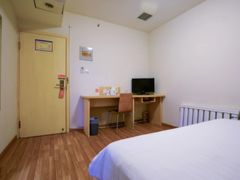 -7天酒店·沈阳北站北行店