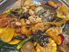 -阿上阿上麻辣香锅&麻辣烫(朝阳蓝色港湾店)