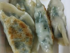 手工韭菜煎饺-煎饺王子(财富广场店)