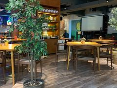 大堂-JINNS锦时 steak&pizza(浸信会礼拜堂旧址店)