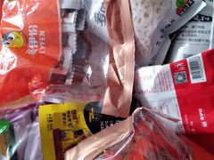 -来伊份(制造局路店)