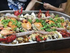 -老东镇啤酒屋海鲜加工·蒸汽海鲜·海鲜烧烤(台东店)