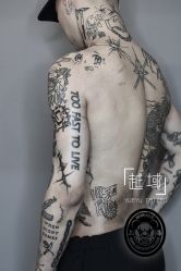 -越域刺青