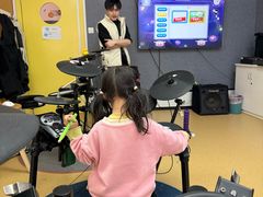 -罗兰数字音乐教育·架子鼓·吉他·钢琴(富力又一城校区)