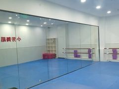 -小芳舞蹈团·少儿舞蹈·中国舞(龙江校区)