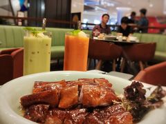 -港丽餐厅(高德置地店)