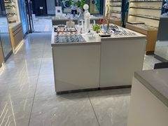 -视野联行眼镜·蔡司·尼康·豪雅·依视路(青浦宝龙店)