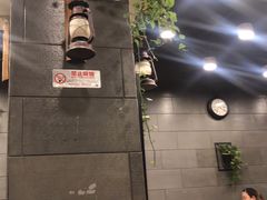 -愉肴麻辣香锅(中山路店)