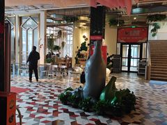 -红樱桃·欢乐餐厅(太原里店)
