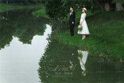 -易摄影婚纱摄影工作室