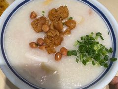 金牌艇仔粥-香港池仔记肠粉王(博多新记襄阳南路店)
