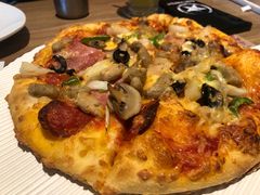 -必胜客(新中纬店)