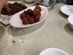 干炸丸子-东四民芳餐厅(世茂工三店)