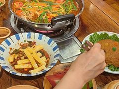 -亮欢寨酸汤鱼(沙冲路店)