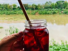 -乌托邦酒吧和餐厅