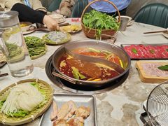 -由衷贵州酸汤牛肉火锅(新桥店)