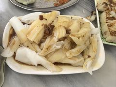 腩汁猪肠粉-芬芳甜品(同福路店)