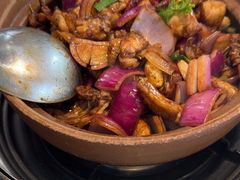 -胡须佬鸡煲四季火锅店(石厦西村直营店)
