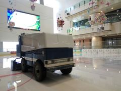 -冰纷万象滑冰场(二七万象城店)