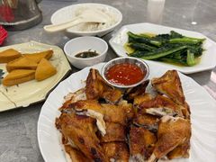 -银峰农庄·特色烧鸡·鲜无花果浸鸡