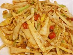 -缪氏川菜(丰盛町店)