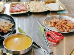 -胡悦里韩式烤肉(芝罘万达广场店)
