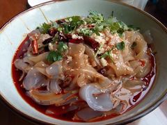 -95号酱骨·一块豆腐(展春园西路店)